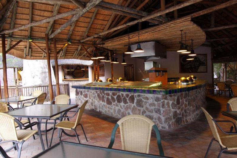 Cresta Mowana Safari Lodge Kasane Esterno foto