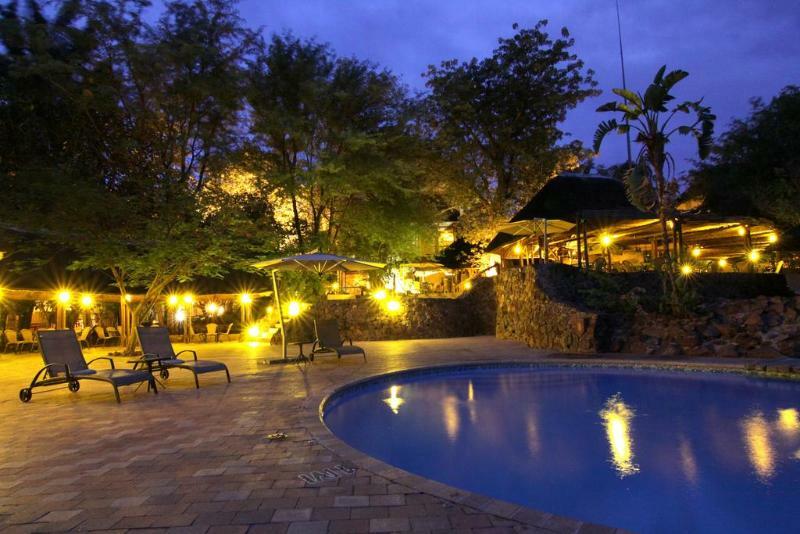 Cresta Mowana Safari Lodge Kasane Esterno foto
